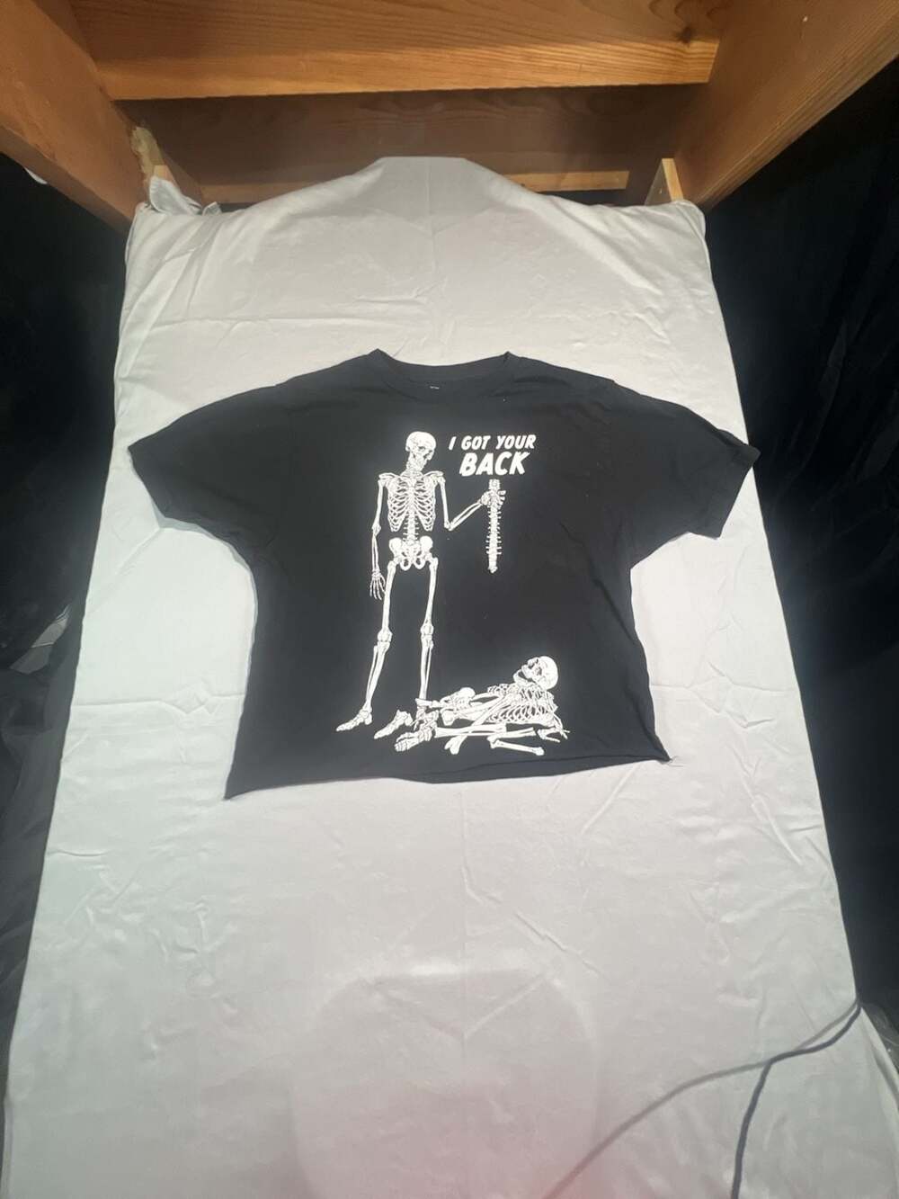 Way To Celebrate Halloween I Got Your Back Skeleton Graphic T-Shirt Size M